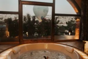 cappadocia-hot-air balloons-view-room-with-jacuzzi cappadocia hot air balloons view room with jacuzzi