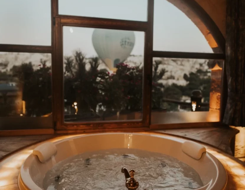 cappadocia hot air balloons view room with jacuzzi