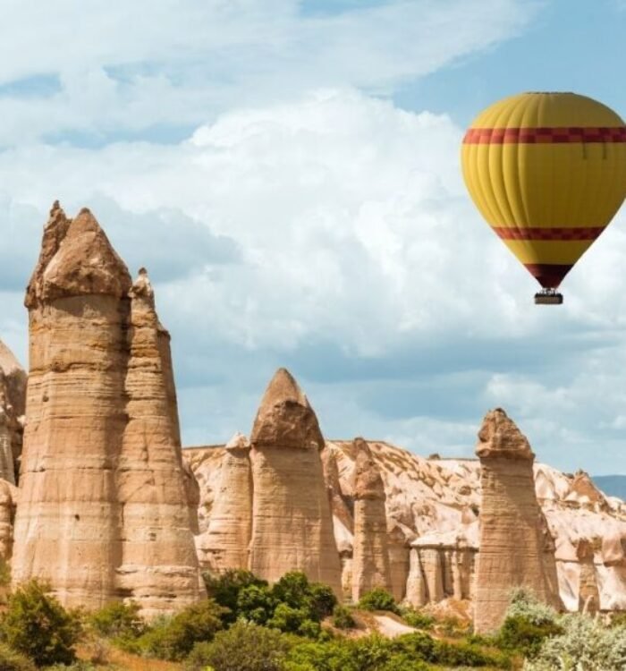 fairy chimneys cappdocia turkey