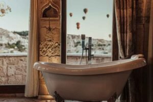 mağara otel iç mimarisi