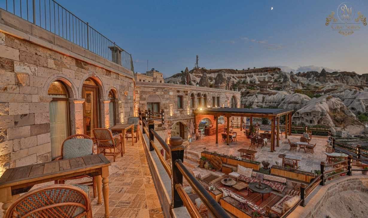 Şah Saray Cave Suites sunset